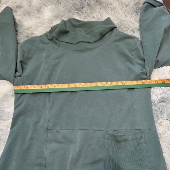Wild Palms Woman's Green Cowl Neck Long Sleeve Sweatshirt, Front Pocket size M - Picture 4 of 6